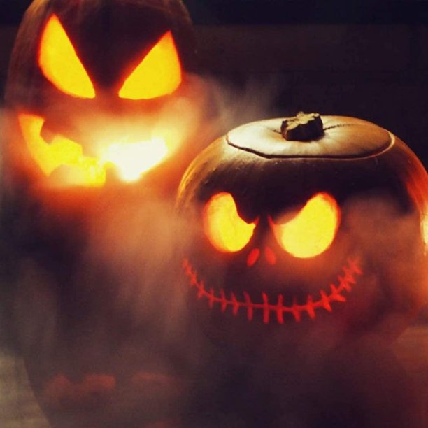 Halloween Mist Maker, Witch Cauldron Fog Smoke Machine with 12 LED Color Changing Lights